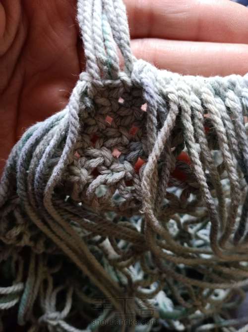 棉绳编织手工渔网包包 第21步