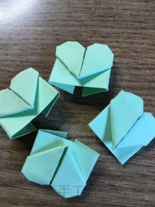 一看就懂的四叶草🍀叠法 第13步