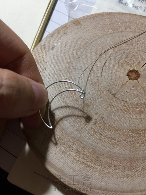 .【守护】🌛月亮耳饰绕线首饰 第4步