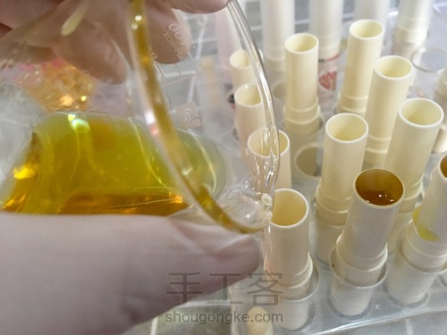 橄榄油唇膏 第7步