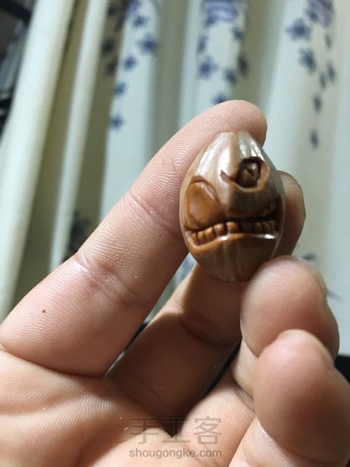 橄榄核雕刻（核妖）教程三 第6步