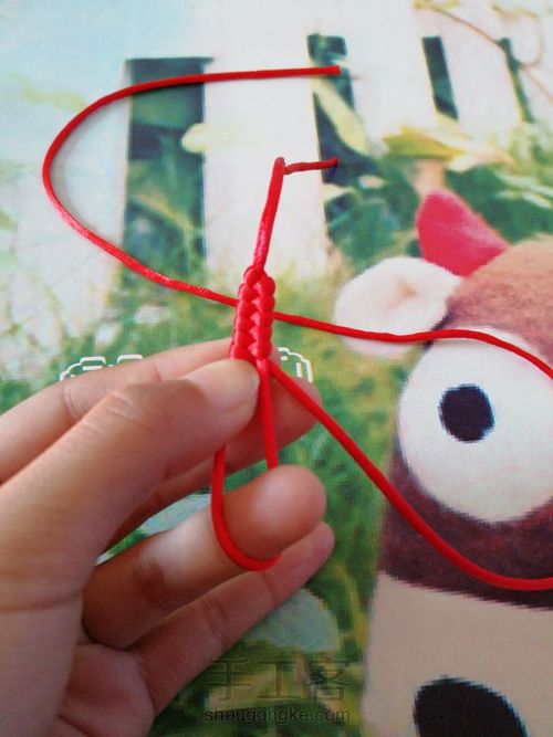 中国风绳编手链 第4步