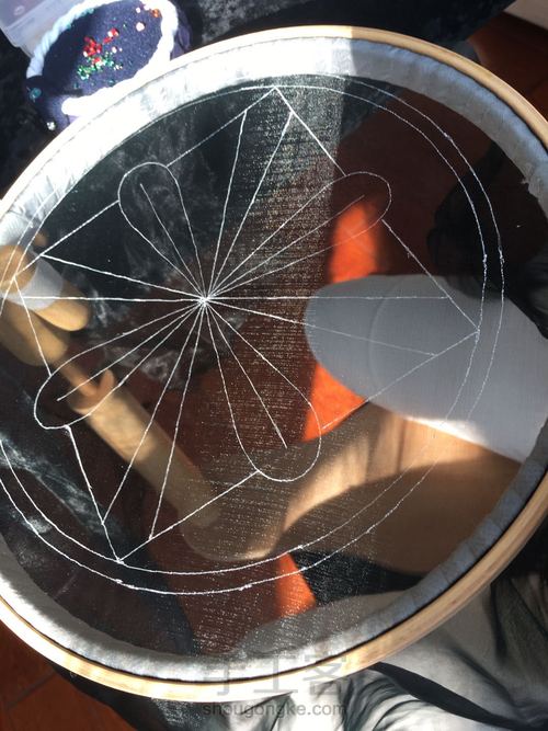 法绣欧根纱作品 第2步