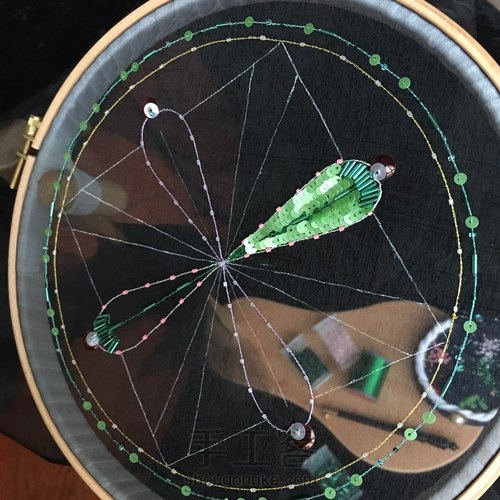 法绣欧根纱作品 第8步