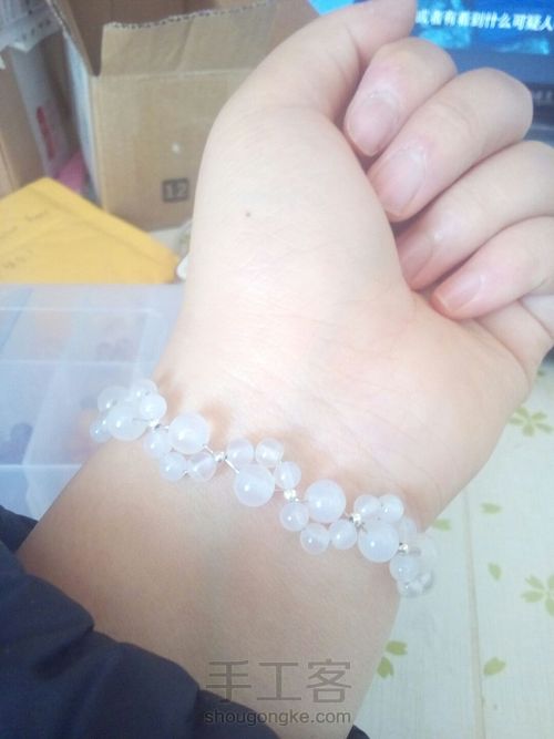 白玛瑙蕾丝猫爪子手链手工编织 第7步