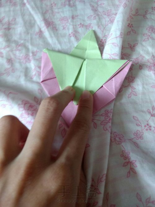 草莓🍓折纸 第5步