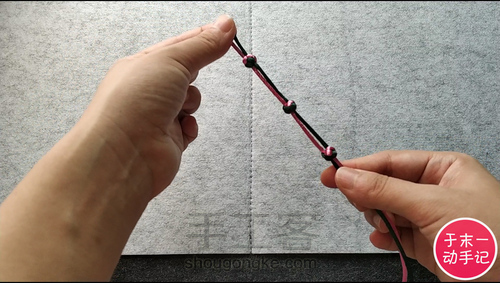 双线纽扣结编法图解【于末一动手记-025记】 第9步