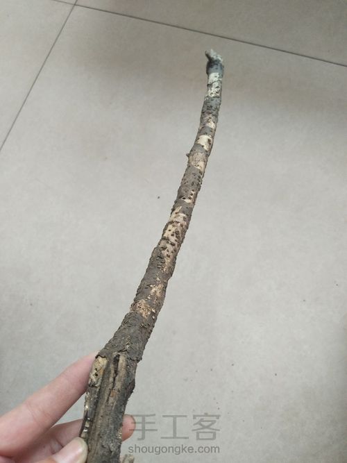 自制“挂毯”来“插花” 第2步