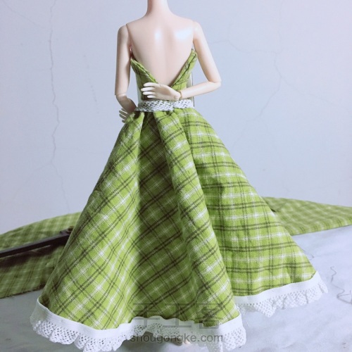 DIY娃衣- 绿意盎然的田园公主裙 第6步