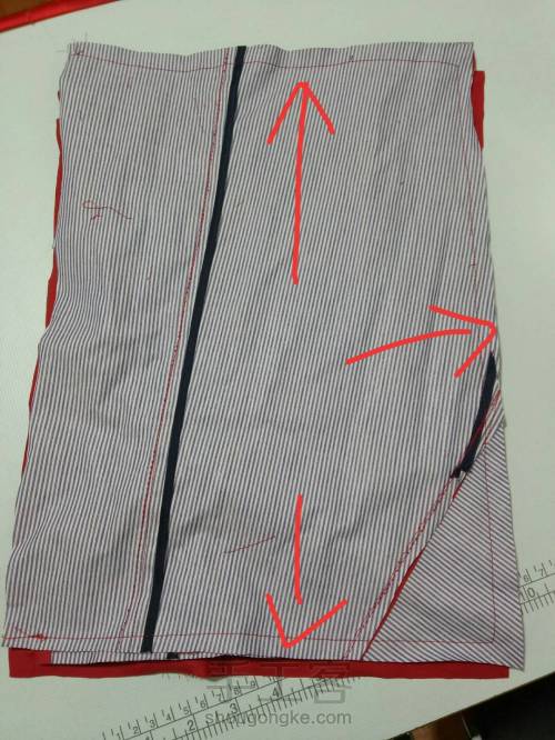 文件袋－－旧夹克衫袖子变身好看又实用的文件袋教程 第5步