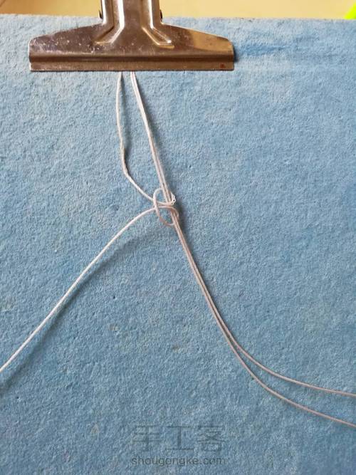 圆珠子款的萌萌小猫咪 第2步