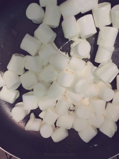 自制牛扎糖 第5步