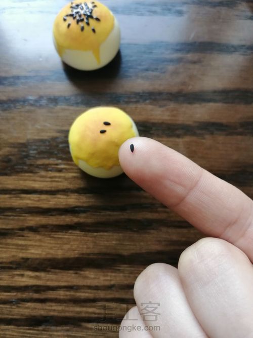 超简单蛋黄酥 第6步