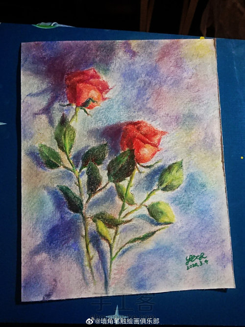 寻鹿绘馆教你用彩铅画两朵玫瑰 第4步
