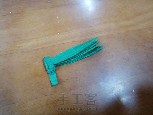 皱纹纸花（单花篇） 第16步