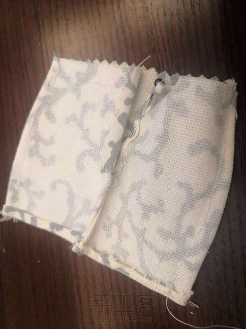 bjd imda3.0简单小裙子 第3步