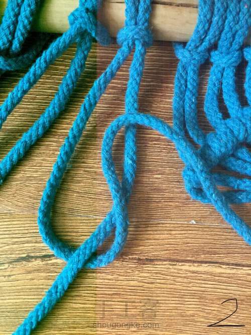 树叶棉绳挂毯 第3步