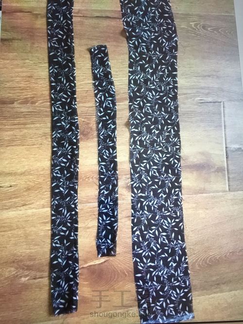 雪纺连衣裙 第3步