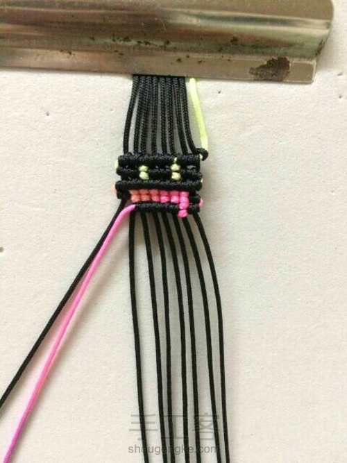 炫酷七彩万事轮回手链 第13步