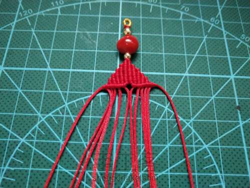 红豆小物编之一:简单编织耳环(原创) 第6步