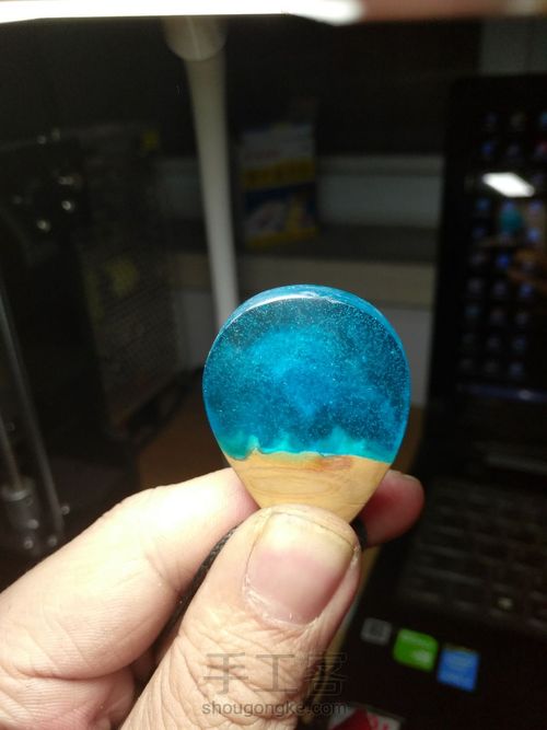 滴胶吊坠 第4步