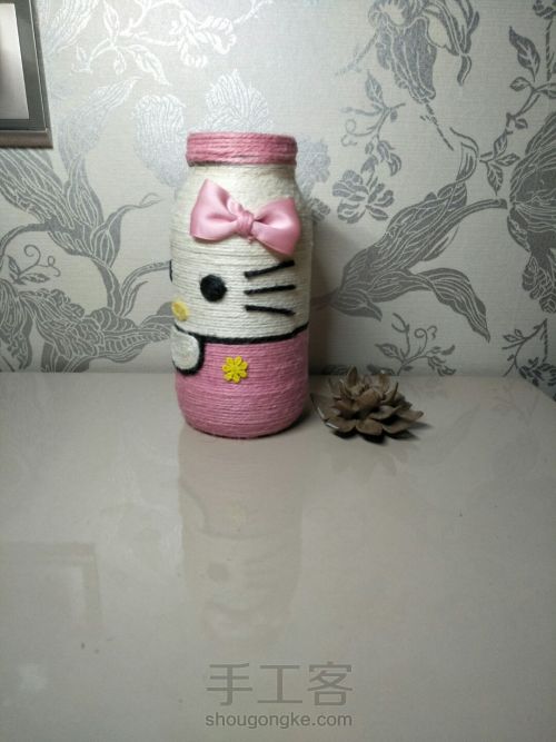 罐头瓶子化身粉色凯蒂猫 第26步