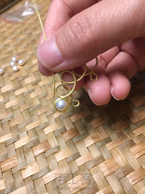 不对称耳环 第8步