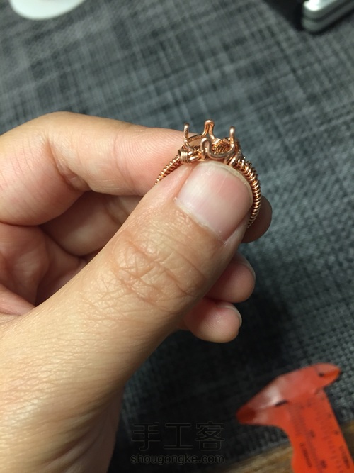 爪镶月光石绕线戒指 第10步