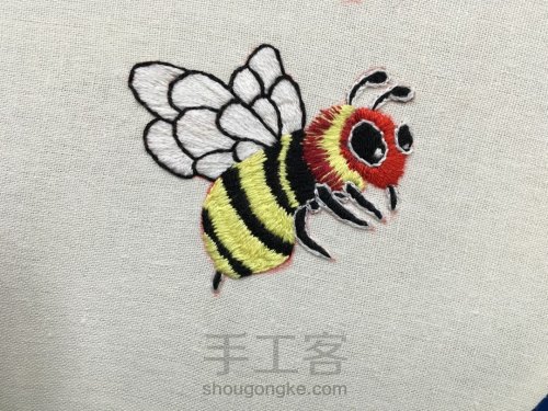 蜜蜂刺绣 第7步