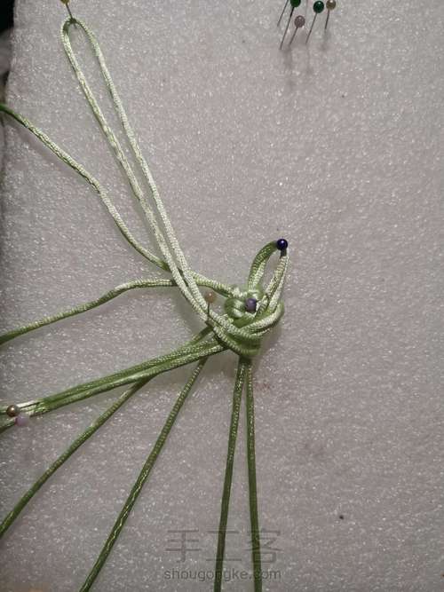 五耳星辰吉祥结 第11步