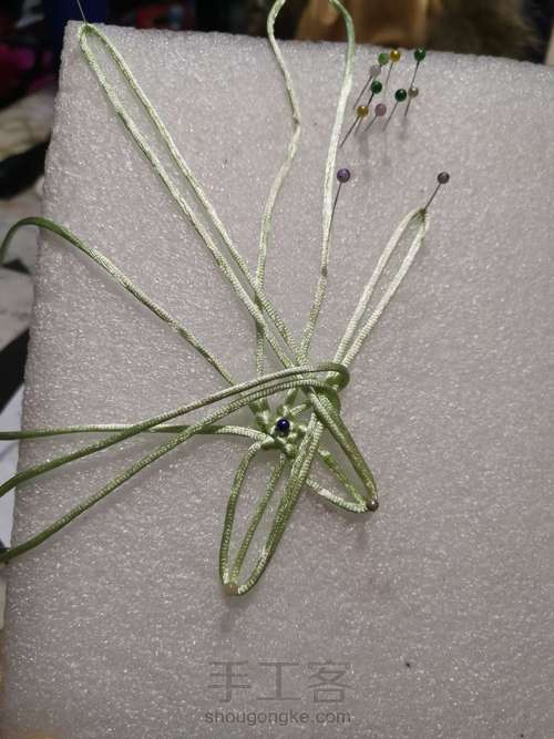 五耳星辰吉祥结 第4步