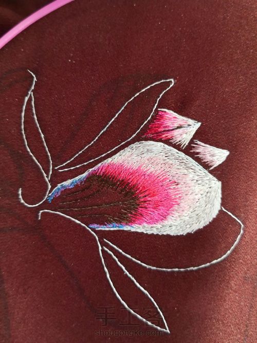 刺绣木兰花 第5步