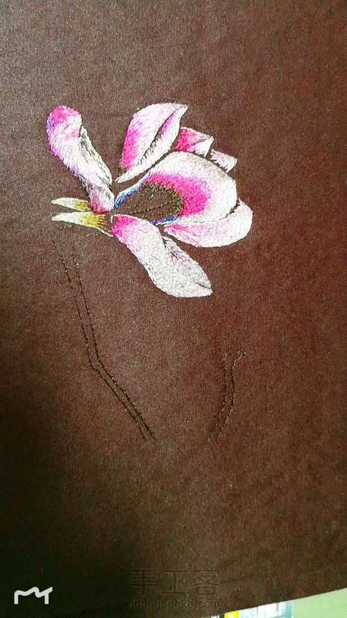 刺绣木兰花 第8步