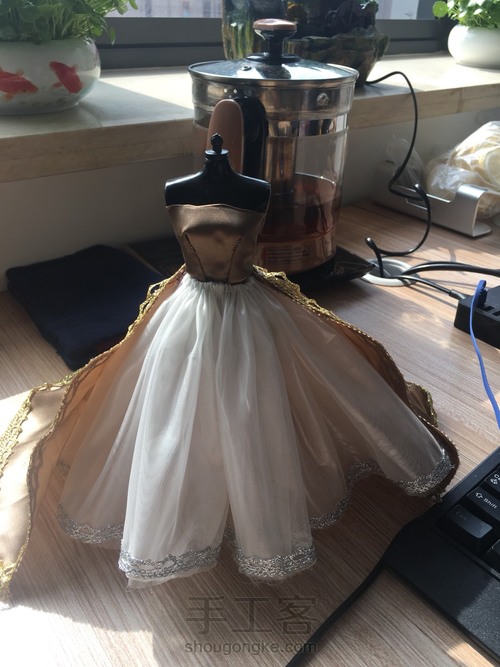 找出闲置的布，做了个晚礼服 第16步