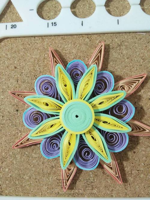 衍纸小挂坠~ 第8步