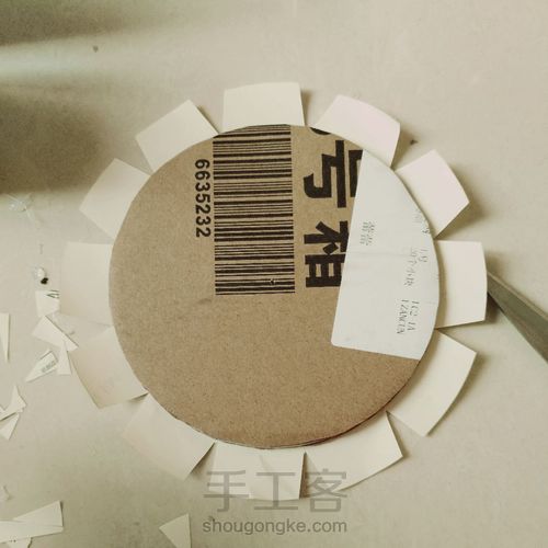 废物利用之笔筒 第7步