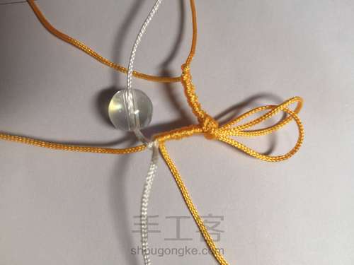 包珠:加线穿孔法 第3步