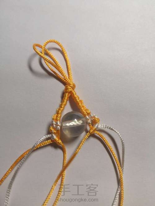 包珠:加线穿孔法 第8步