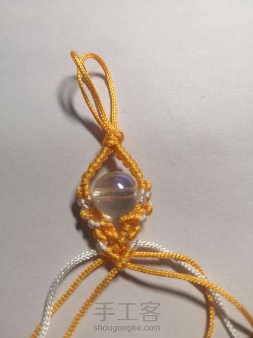 包珠:加线穿孔法 第14步