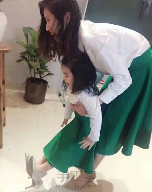 简约大气的伞裙 第4步