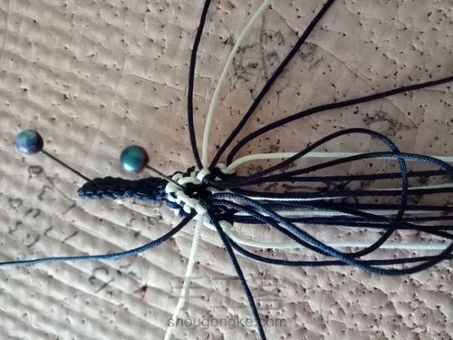 挑花手环 第12步