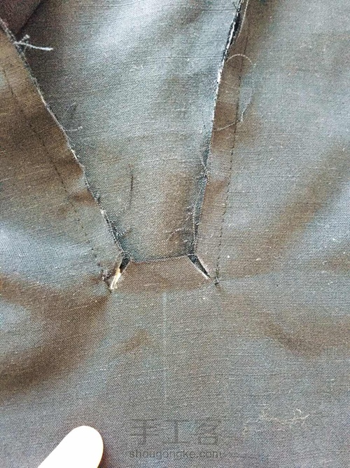 一件舒适内敛的丝麻T恤 第25步