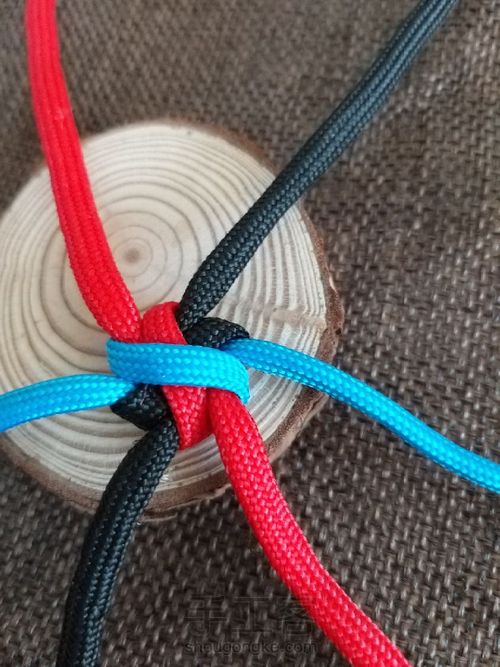 六瓣花结 第10步