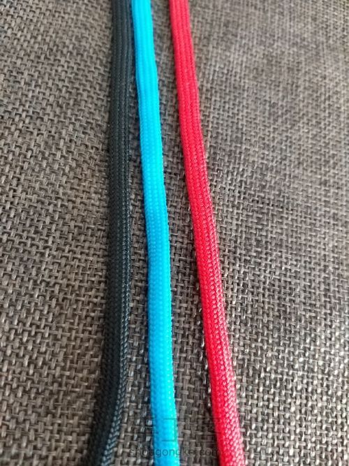 六瓣花结 第1步