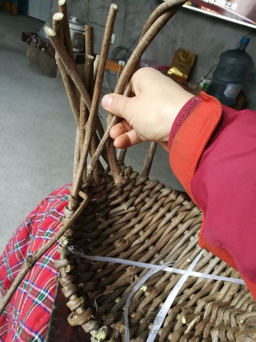 西瓜皮篮子 第5步