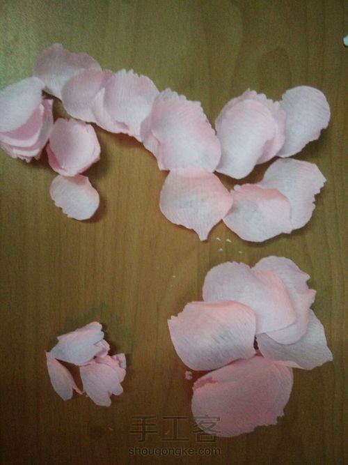 褶皱纸,牡丹花教程 第4步