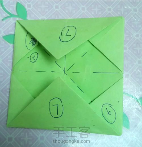 纸巾盒的折法 第11步