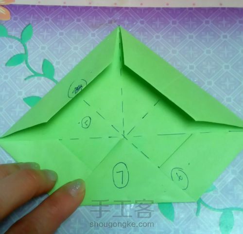 纸巾盒的折法 第9步