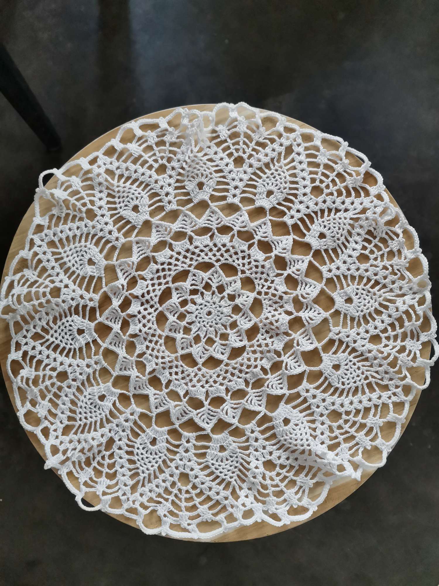 最近在秏线，以前买的纯白棉线，用来做桌垫什么最好了