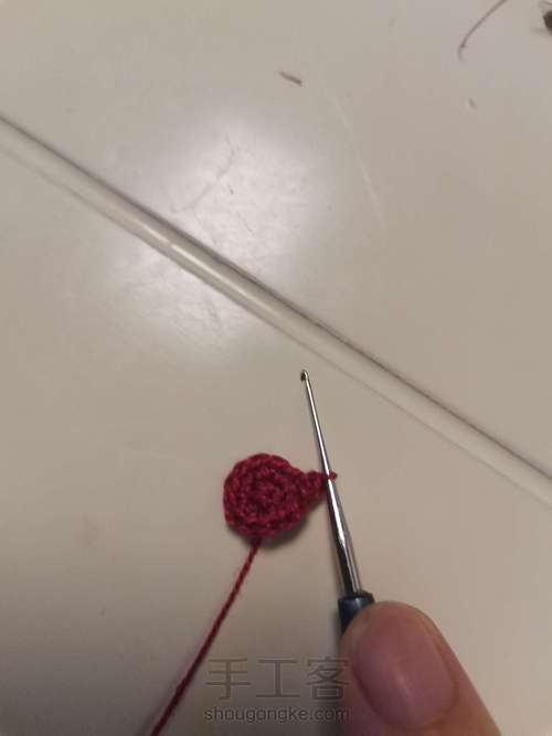 小蘑菇胸针 第1步